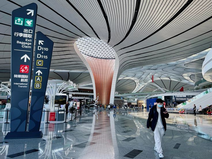 В стоимость включена помощь в бронировании авиабилетов, встреча в аэропорту и трансфер до отеля